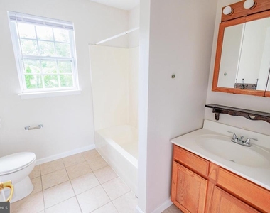 211 Laurel Avenue - Photo Thumbnail 18