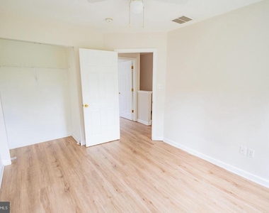 211 Laurel Avenue - Photo Thumbnail 20