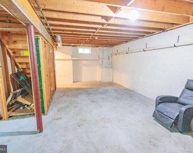 211 Laurel Avenue - Photo Thumbnail 25