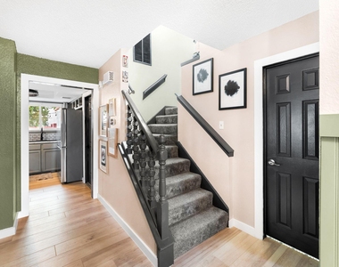 1701 Greenlawn Blvd - Photo Thumbnail 14