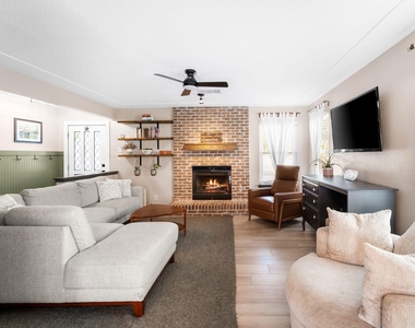 1701 Greenlawn Blvd - Photo Thumbnail 7