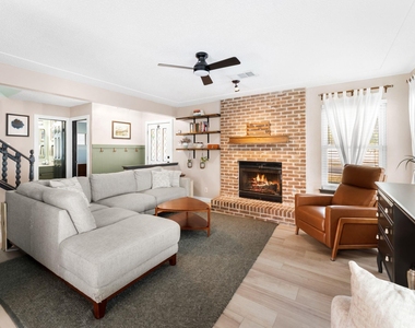 1701 Greenlawn Blvd - Photo Thumbnail 20