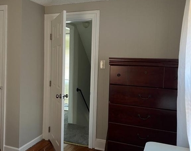 2 East Avenue - Photo Thumbnail 18
