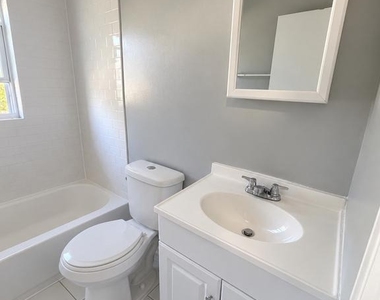 2032 Maple Avenue - Photo Thumbnail 9