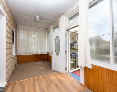 8331 Stockton Avenue - Photo Thumbnail 9