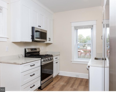 8331 Stockton Avenue - Photo Thumbnail 2