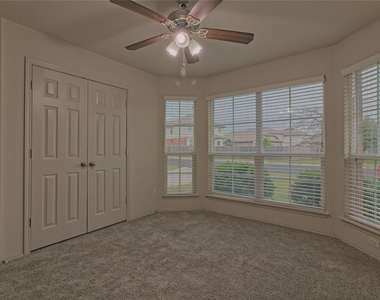 312 Foster Ln - Photo Thumbnail 20