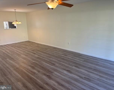 6803a Normandy Drive - Photo Thumbnail 5