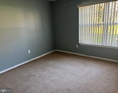 6803a Normandy Drive - Photo Thumbnail 10