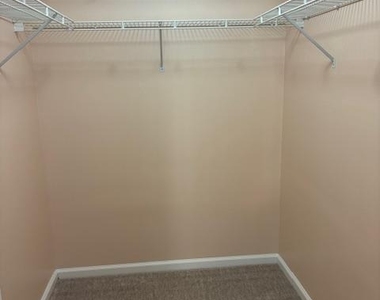 6803a Normandy Drive - Photo Thumbnail 9