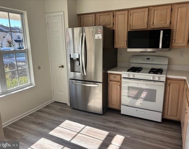 6803a Normandy Drive - Photo Thumbnail 3