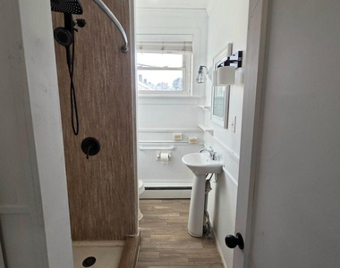22 Riverside Avenue - Photo Thumbnail 6
