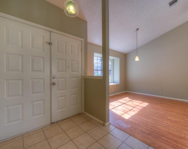 7016 Riverton Dr - Photo Thumbnail 23