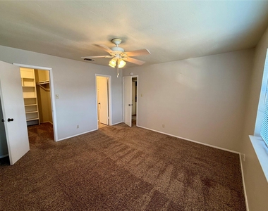 2906 West Ave - Photo Thumbnail 5