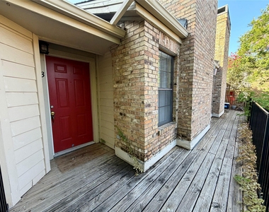 2906 West Ave - Photo Thumbnail 12