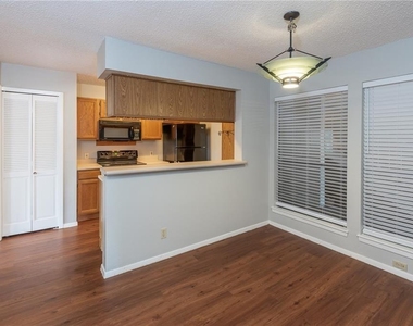 3115 Helms St - Photo Thumbnail 4