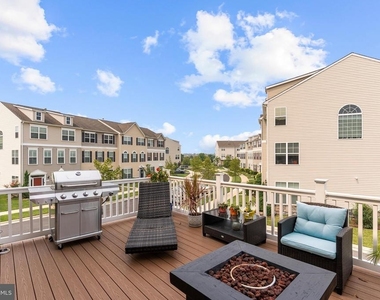 102 Sophie Lane - Photo Thumbnail 26