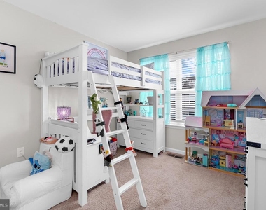 102 Sophie Lane - Photo Thumbnail 19