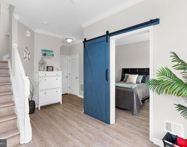 102 Sophie Lane - Photo Thumbnail 4