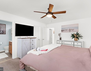 102 Sophie Lane - Photo Thumbnail 23