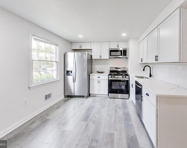 1436 Potomac Heights Drive - Photo Thumbnail 9