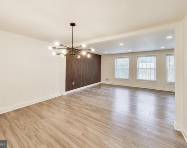 1436 Potomac Heights Drive - Photo Thumbnail 8