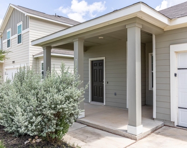 141 Rubrum Rd - Photo Thumbnail 2