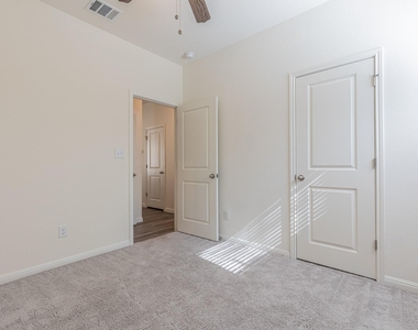 141 Rubrum Rd - Photo Thumbnail 18