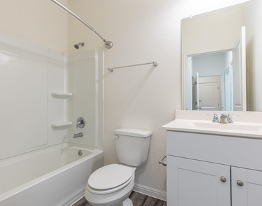 141 Rubrum Rd - Photo Thumbnail 14