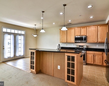 631 Kingfisher Avenue - Photo Thumbnail 13