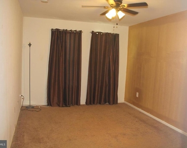 14724 Valiant Terrace - Photo Thumbnail 28