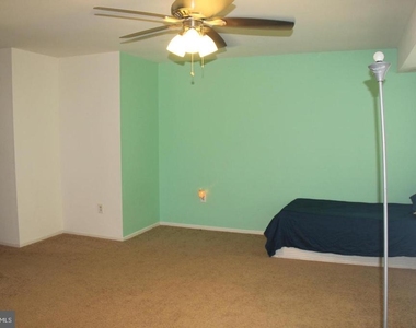 14724 Valiant Terrace - Photo Thumbnail 23