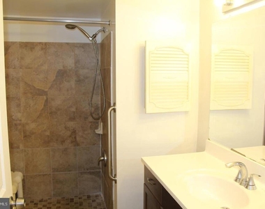 14724 Valiant Terrace - Photo Thumbnail 8