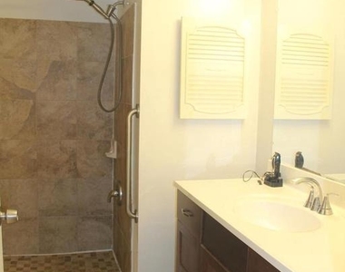 14724 Valiant Terrace - Photo Thumbnail 24