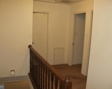 14724 Valiant Terrace - Photo Thumbnail 27