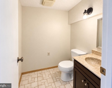 13205 Rippling Brook Drive - Photo Thumbnail 11