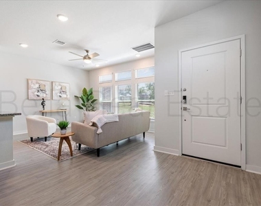 605 W South St - Photo Thumbnail 5