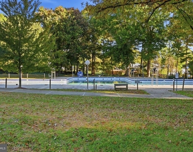 13805 Bonsal Lane - Photo Thumbnail 3