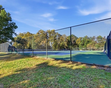 13805 Bonsal Lane - Photo Thumbnail 4