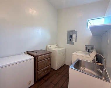 505 Pine Tree Loop - Photo Thumbnail 8