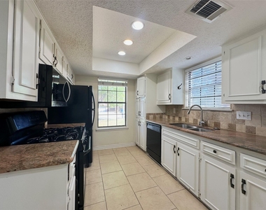 7311 Danwood Dr - Photo Thumbnail 6