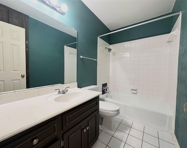 7311 Danwood Dr - Photo Thumbnail 20