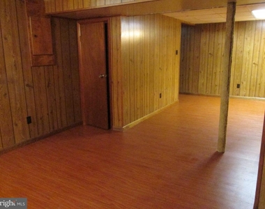 447 Heather Ridge Drive - Photo Thumbnail 9