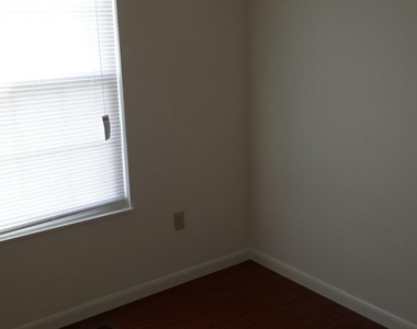 447 Heather Ridge Drive - Photo Thumbnail 5