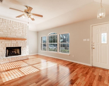 7104 Quimper Ln - Photo Thumbnail 3