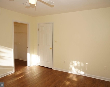 590 Eisenhower Drive - Photo Thumbnail 26