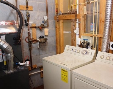 590 Eisenhower Drive - Photo Thumbnail 33