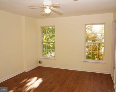 590 Eisenhower Drive - Photo Thumbnail 23