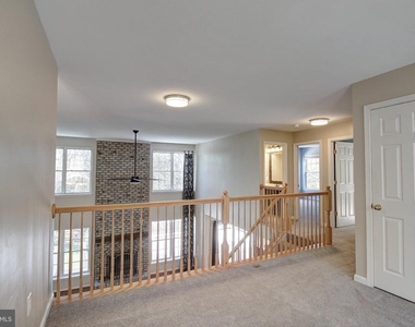 8322 Jordan Valley Way - Photo Thumbnail 21