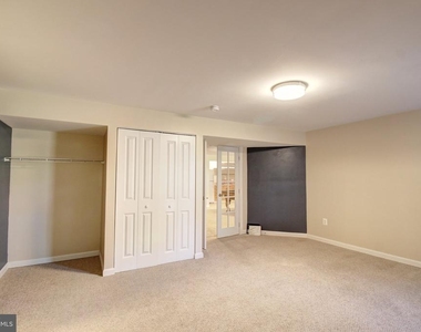 8322 Jordan Valley Way - Photo Thumbnail 25
